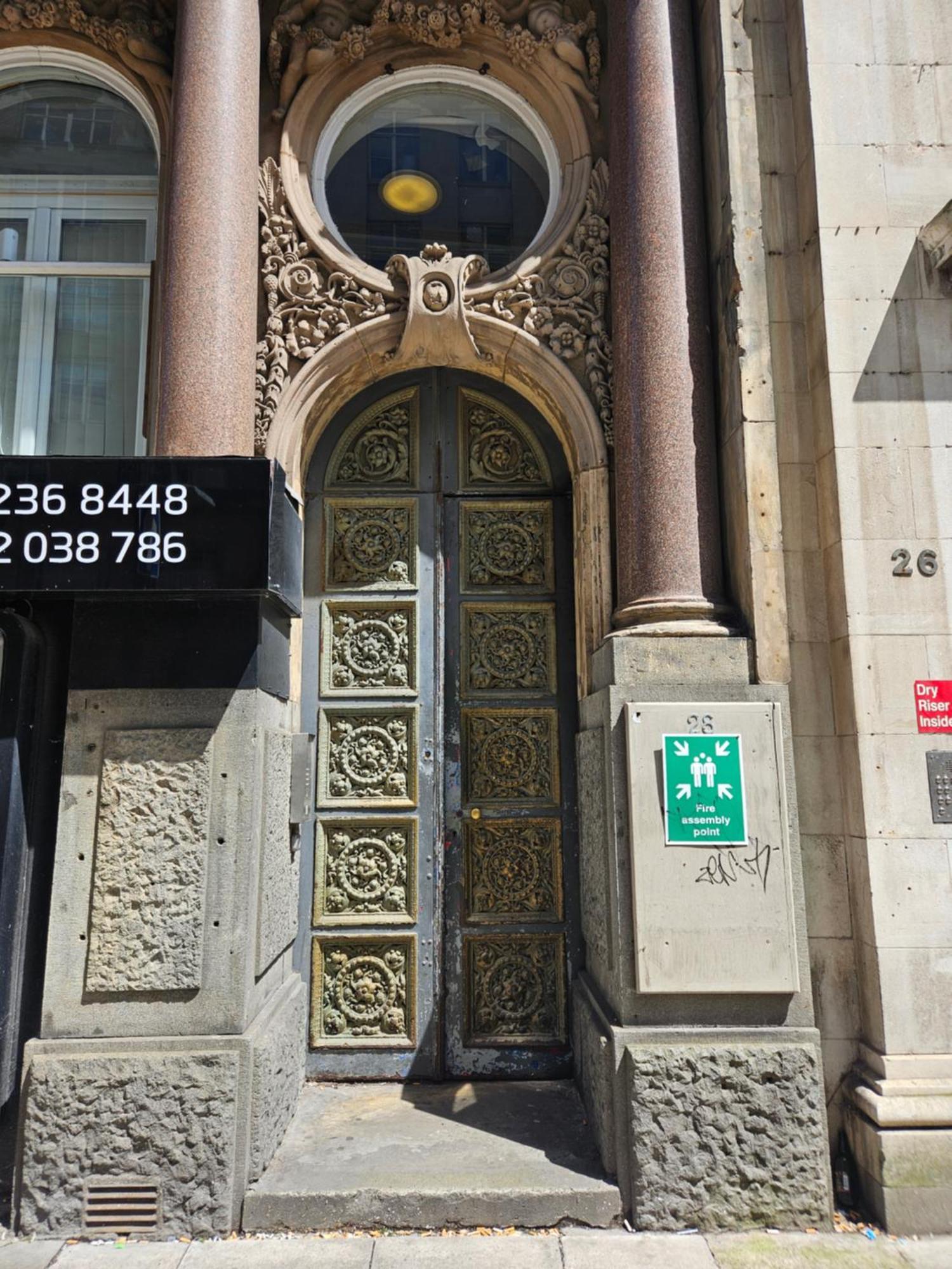 2 Bedroom City Centre Penthouse Loft Apartment Liverpool Exterior foto