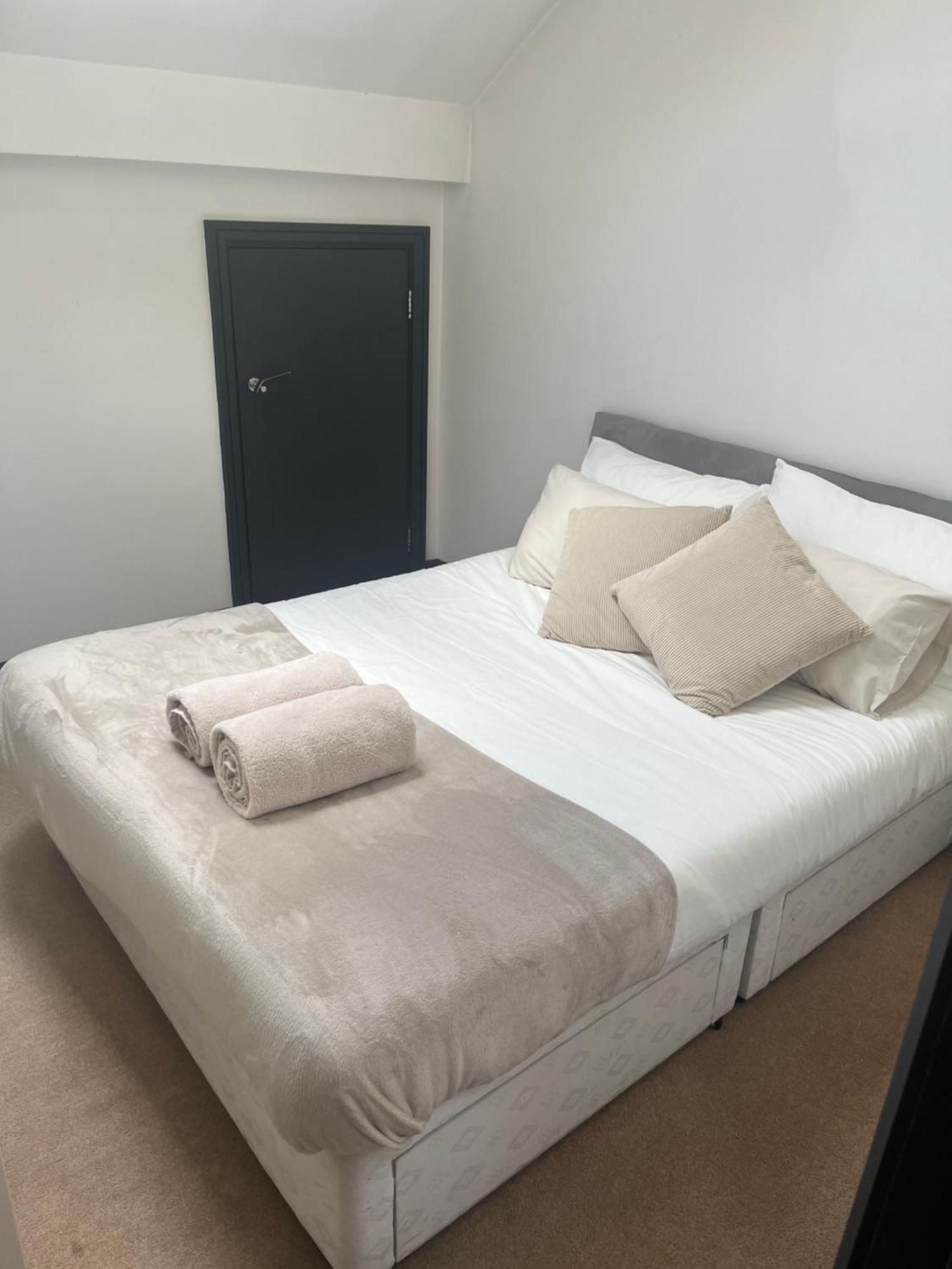 2 Bedroom City Centre Penthouse Loft Apartment Liverpool Exterior foto